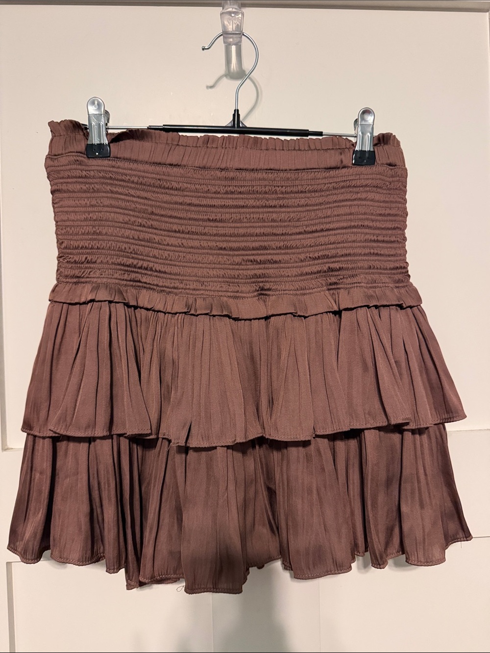 Reset Y2K Style Smocked Tiered Skater Mini Skirt in Dusty Brown Size Large